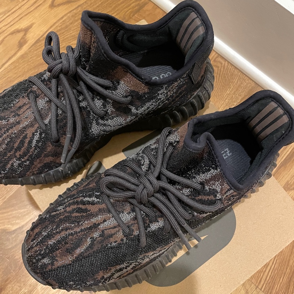 Yeezy Boost 350 MX Roc - Picture 2 of 7